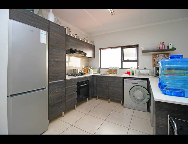 2 BEDROOM APARTMENT FOR SALE IN GREENSTONE HILL